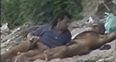 sex chăm sóc em gái Cô sex heo gái séc có quan hệ tình dục với một chàng trai.